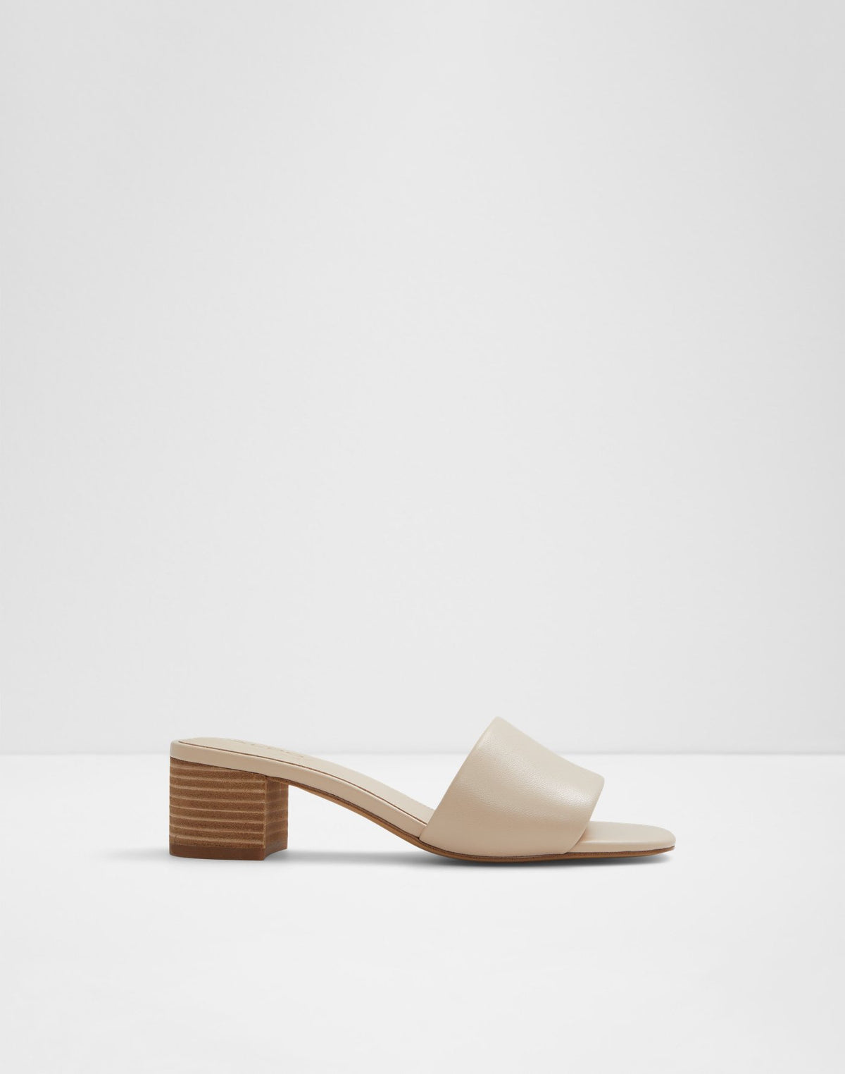 Claudina - Beige - alternate image