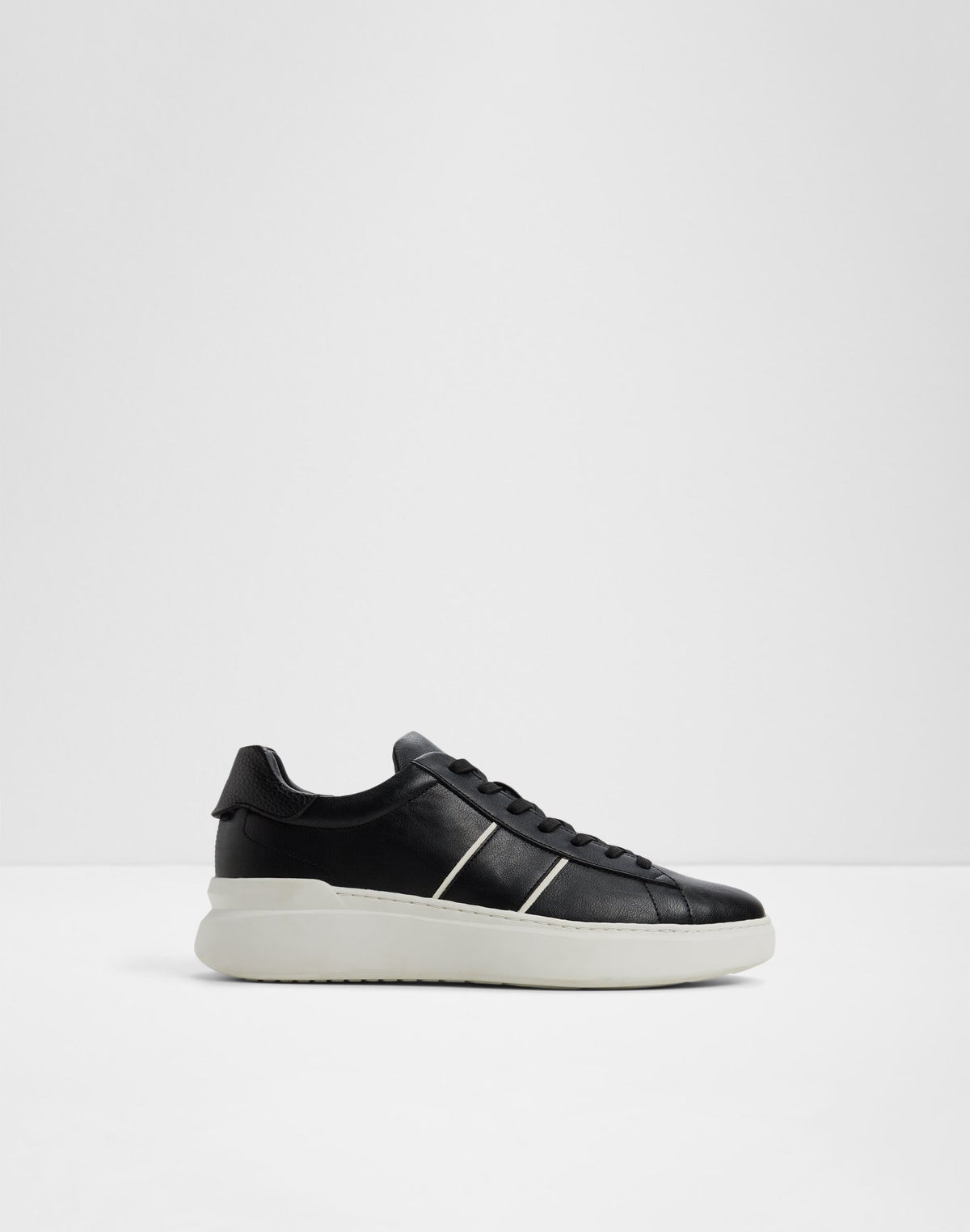 Paxon - Black - alternate image