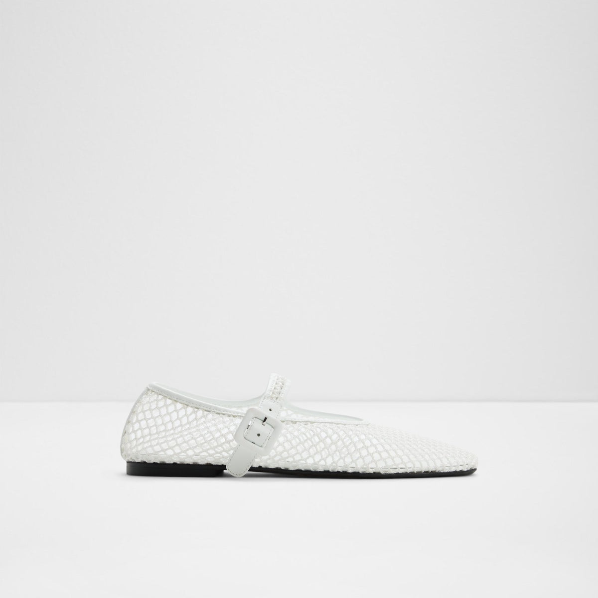 Alissie - White - square image