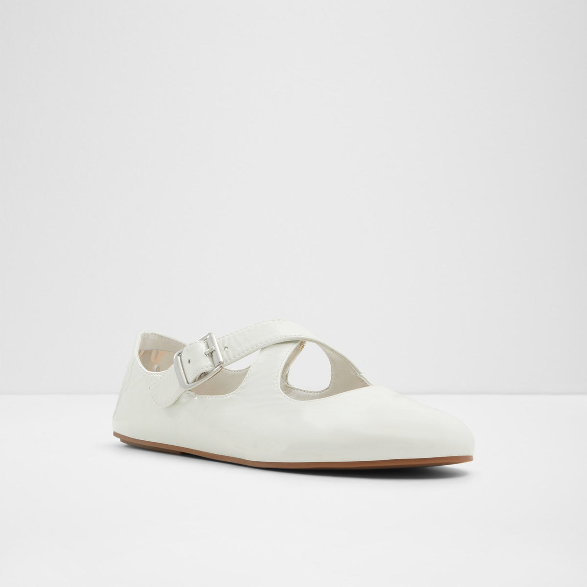 Amberia - White - image 3