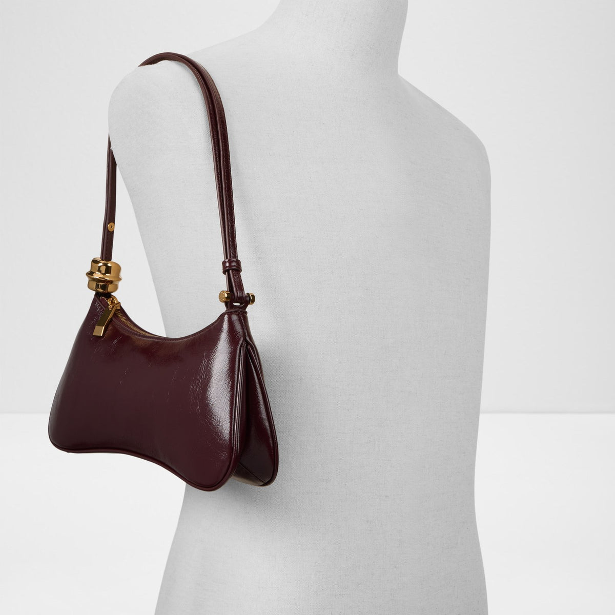 Amellie - Red - image 3