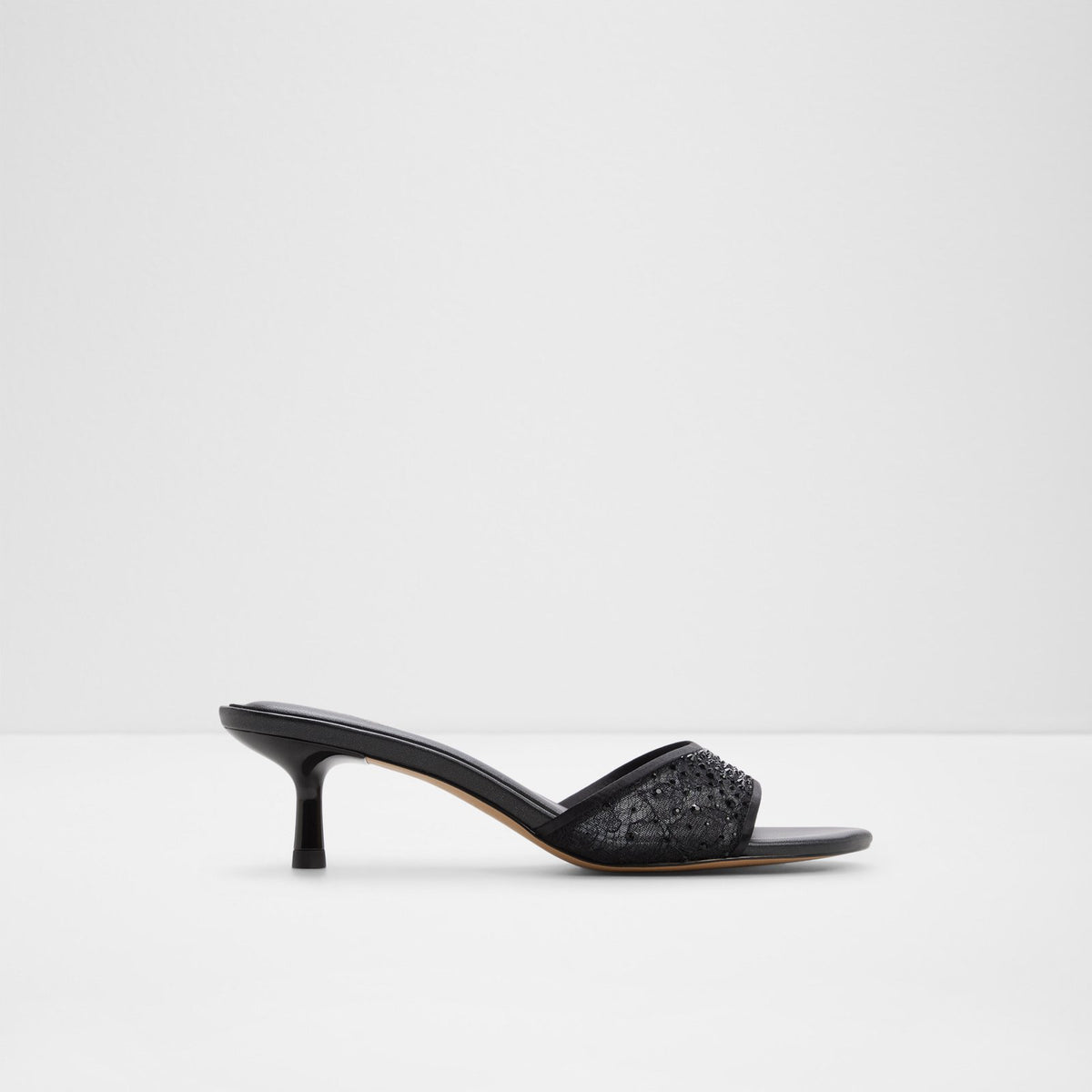Commodine - Black - square image