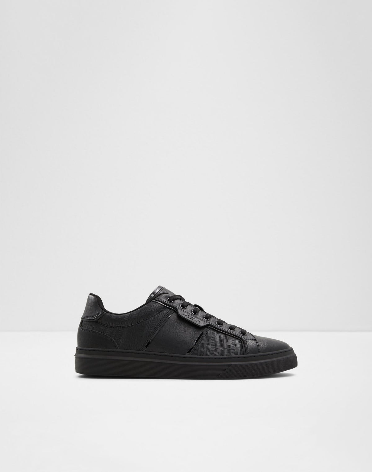 Courtline - Black - alternate image