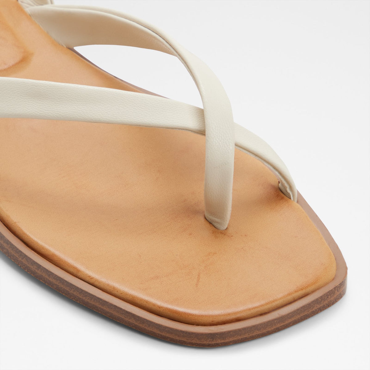 Daressi - White - image 4