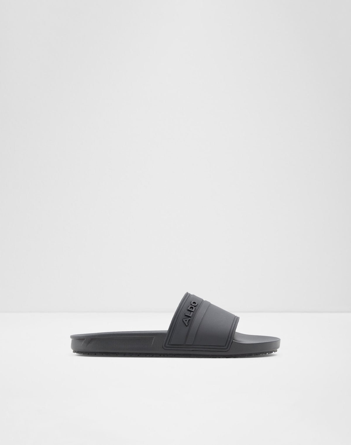 Dinmore - Black - alternate image