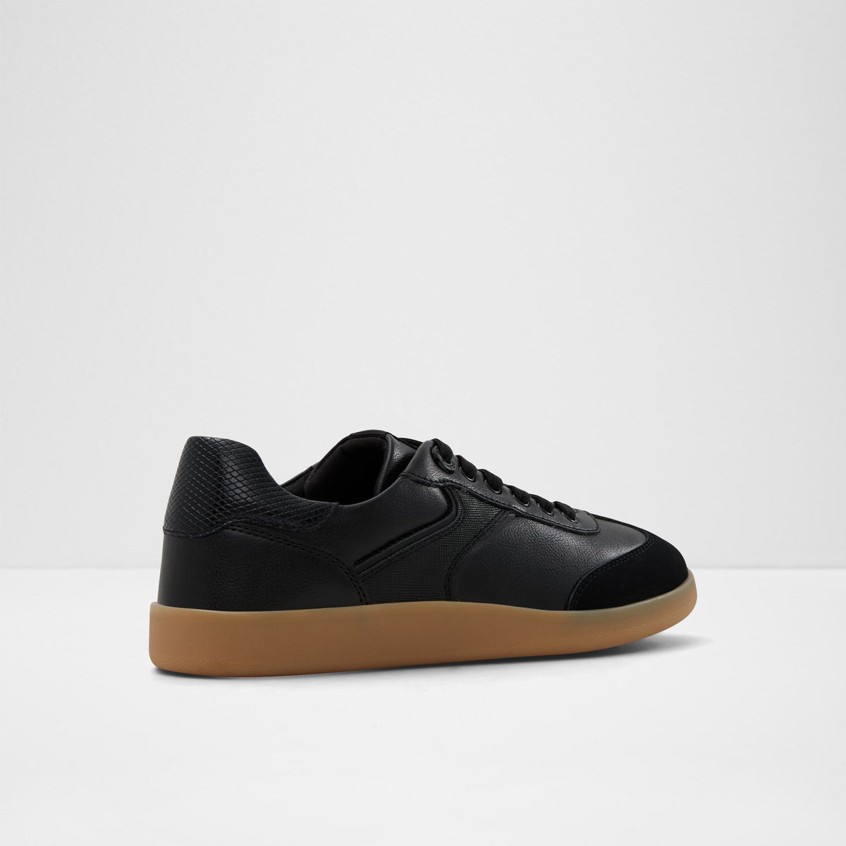 Erilg - Black - image 1