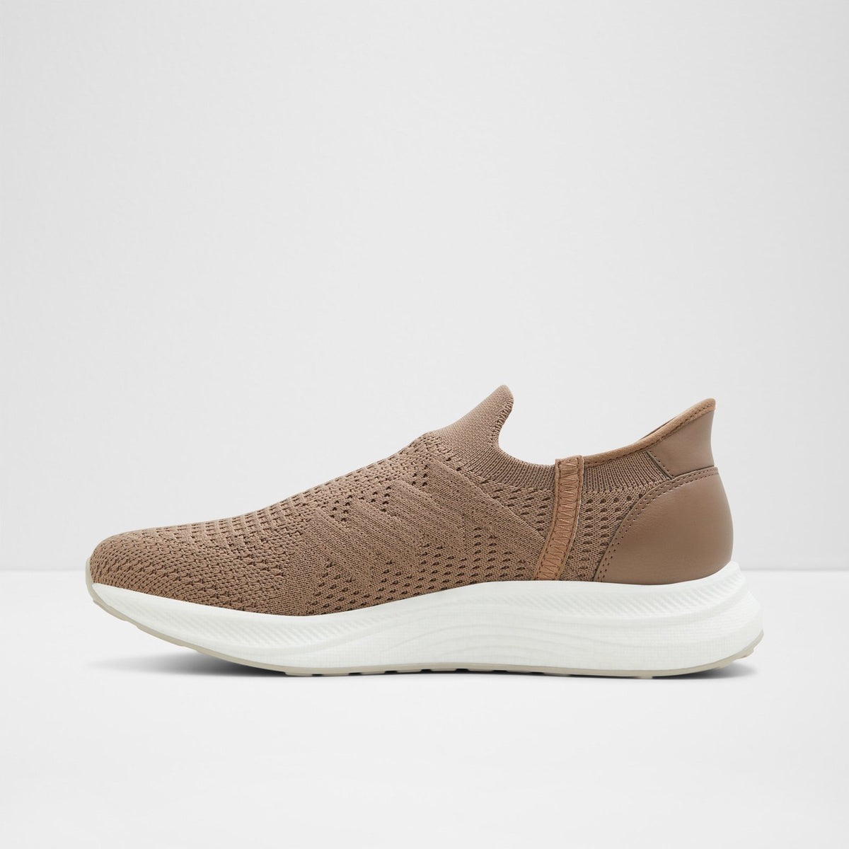 Fredrik - Brown - image 2