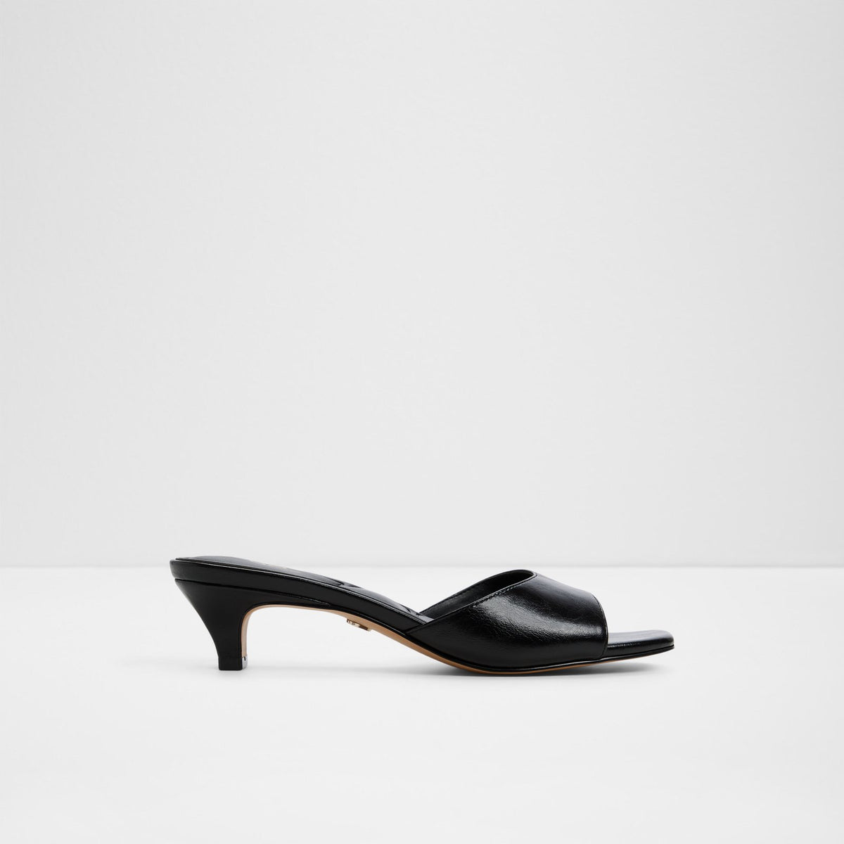 Haeden - Black - square image