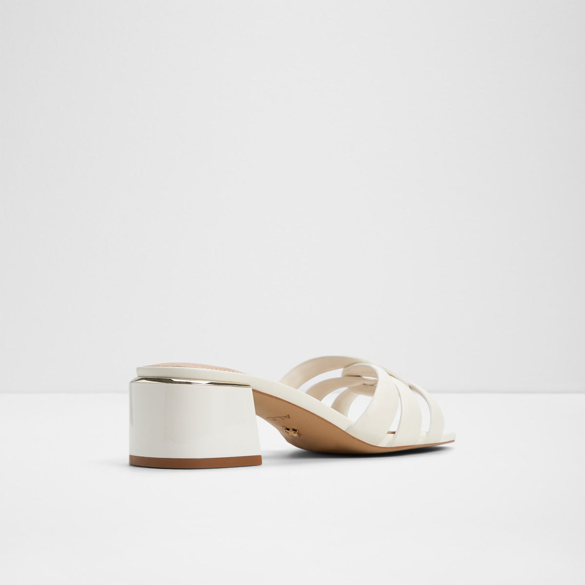 Hanne - White - image 1
