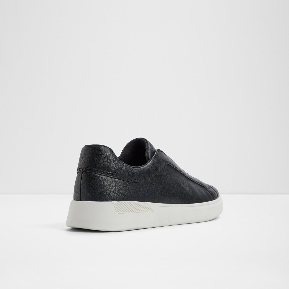Jona - Black - image 1