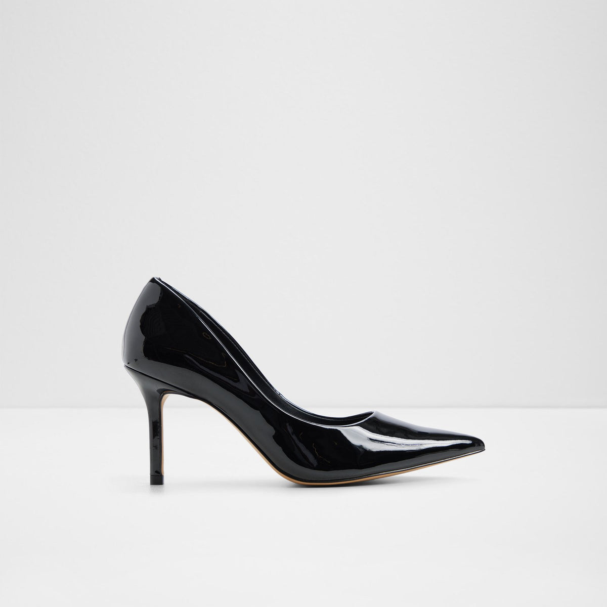 Kaitie - Black (007) - square image