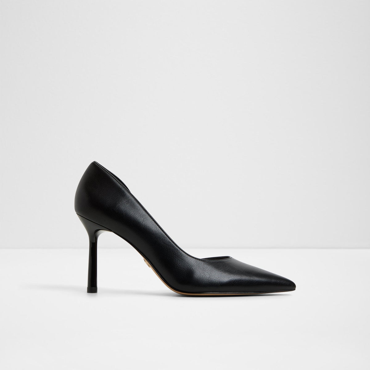 Labella - Black - square image