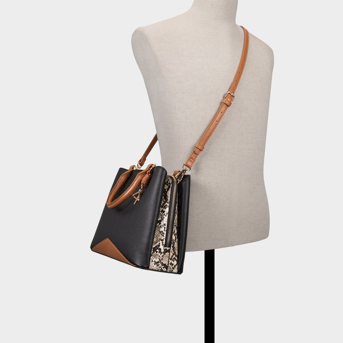 Legorietta - Black Combo - image 3