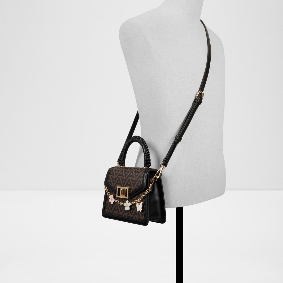 Lindsay - Brown - image 3