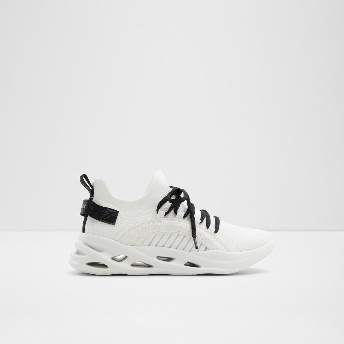 Motionxx - White - square image