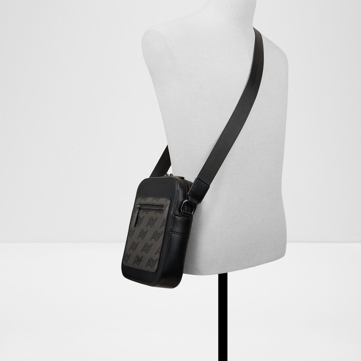 Murvyn - Metallic Black - image 3