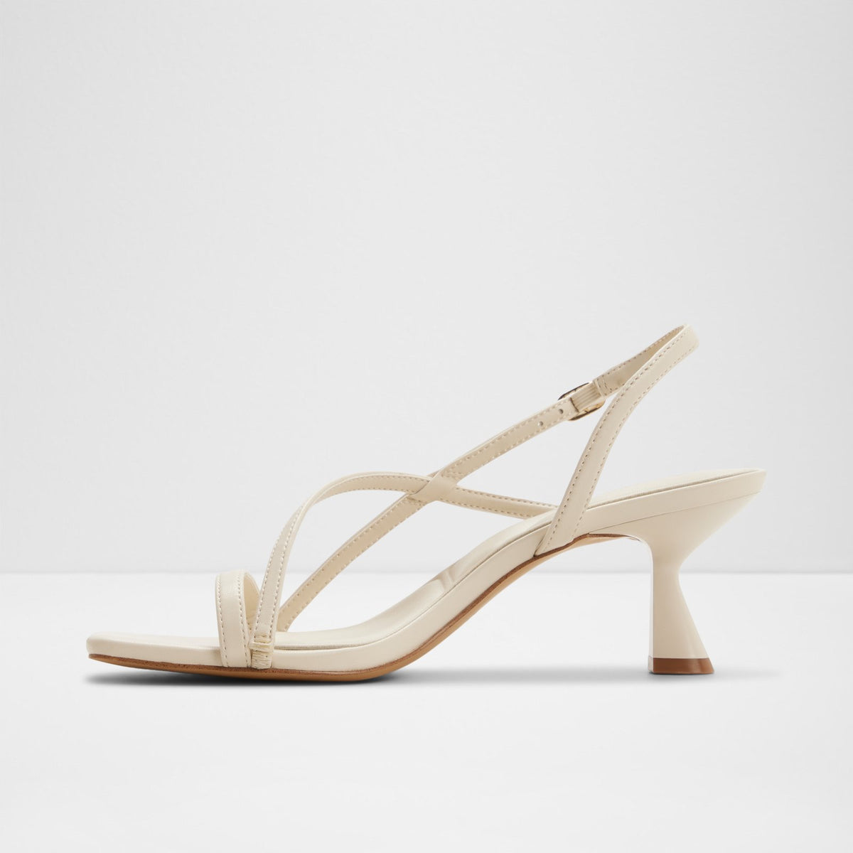 Nastazia - White - image 2