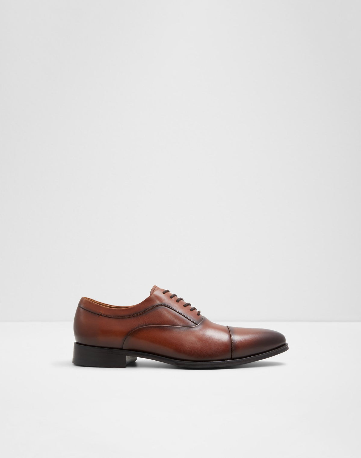 Osborne - Light Brown - alternate image