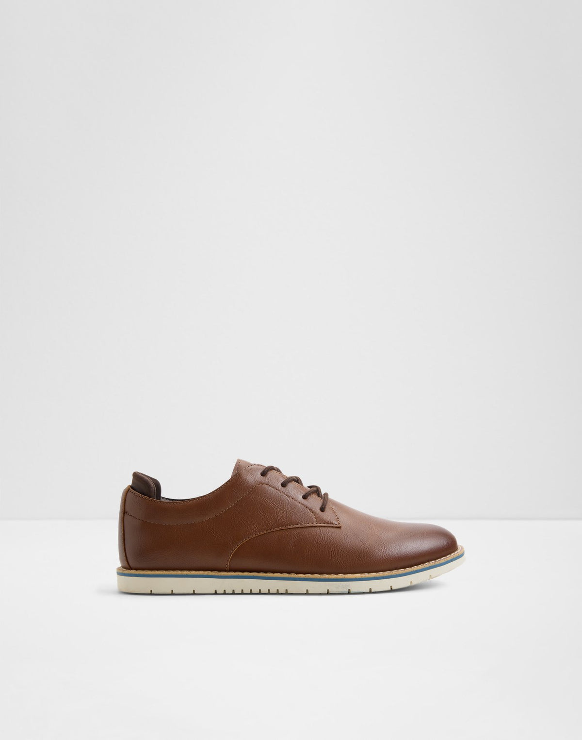 Pedro - Brown - alternate image