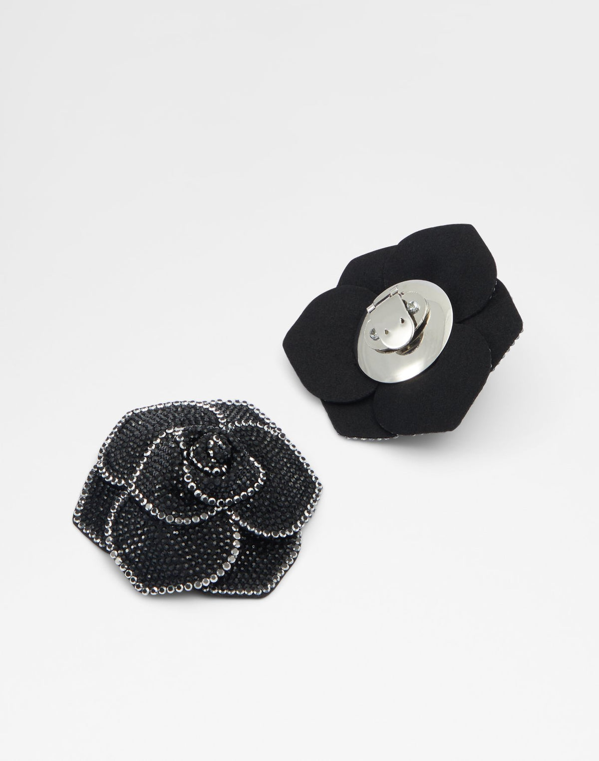 Rosettes - Black - alternate image