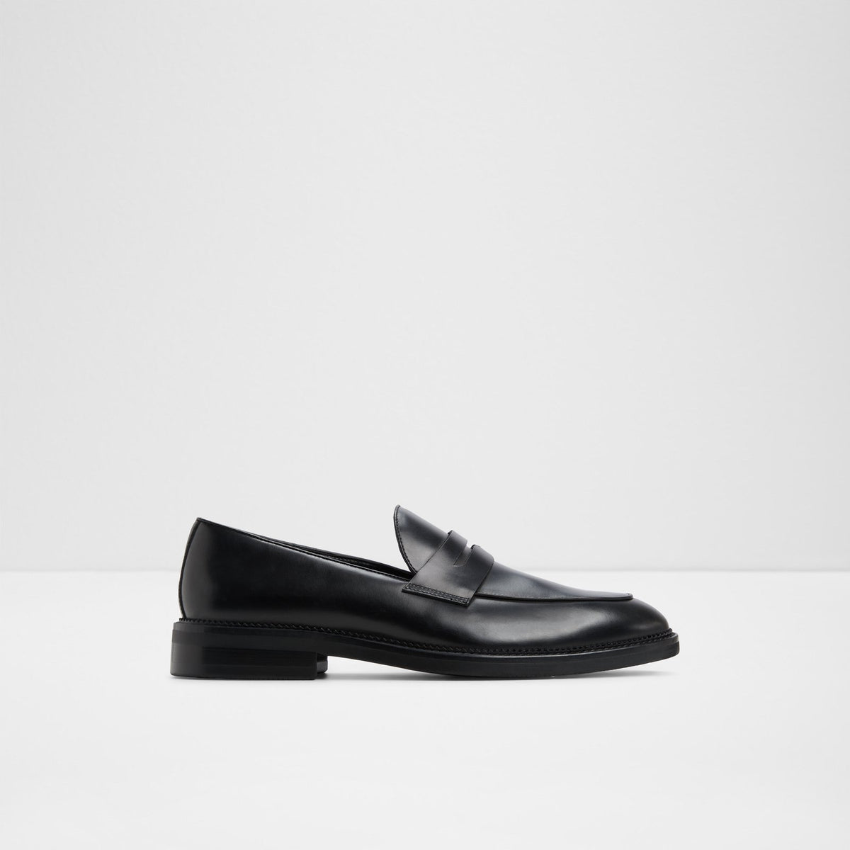 Salinero - Black - square image