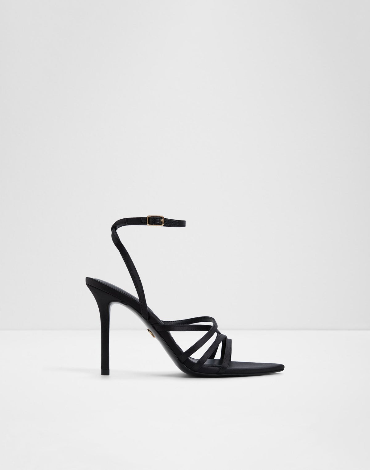 Solania - Black - alternate image