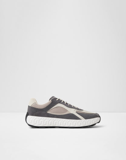 Stryker - Brown - alternate image