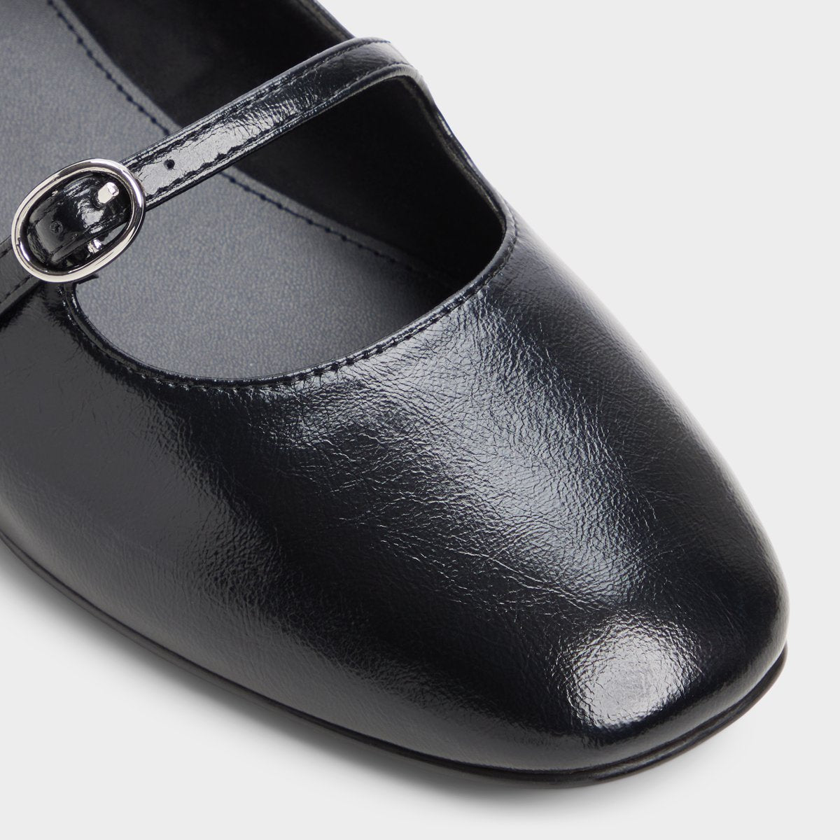 Swayy - Black - image 4