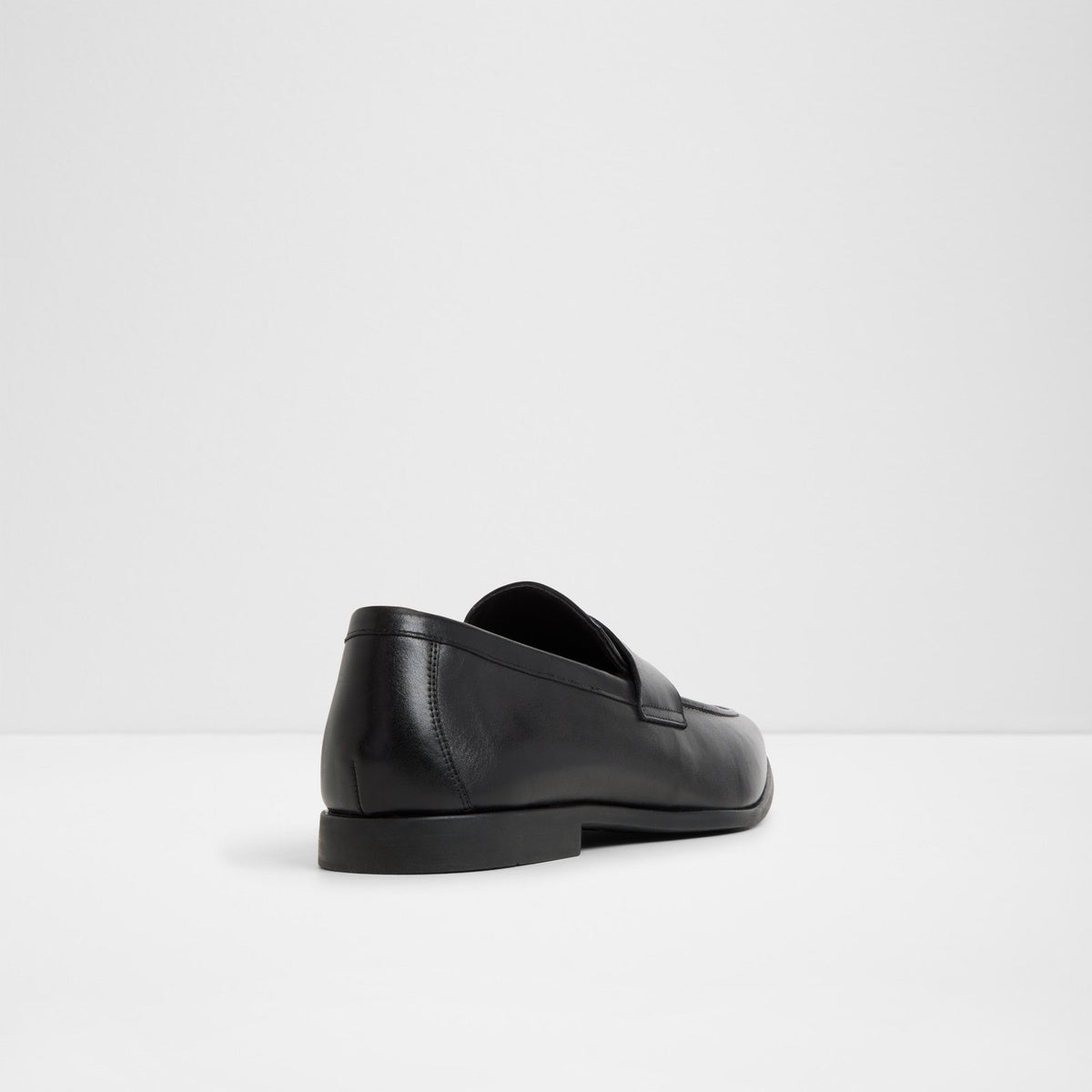 Vinny - Black - image 1